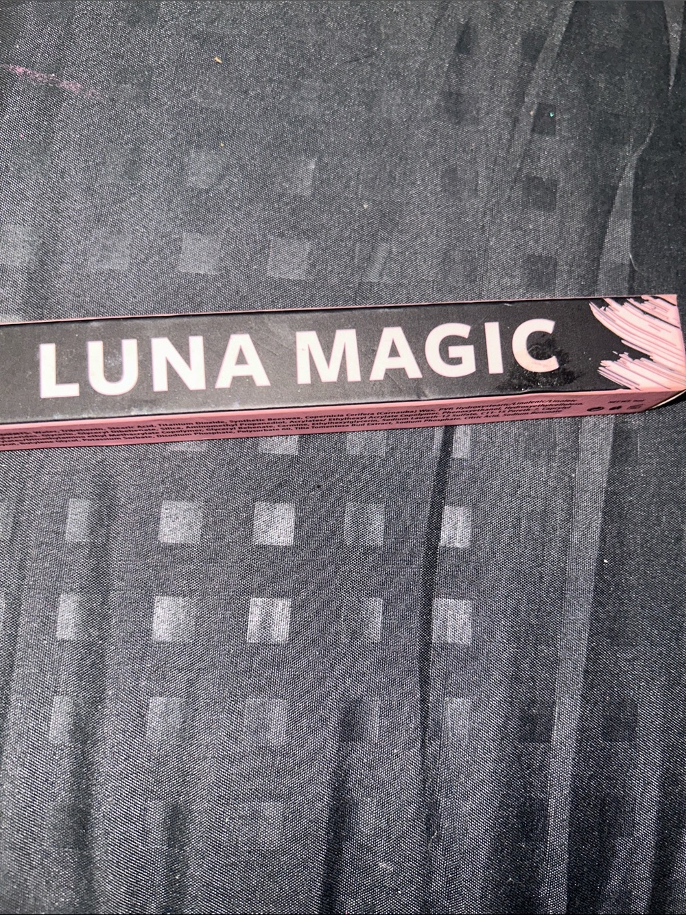Luna Magic Pink Liquid Eyeliner